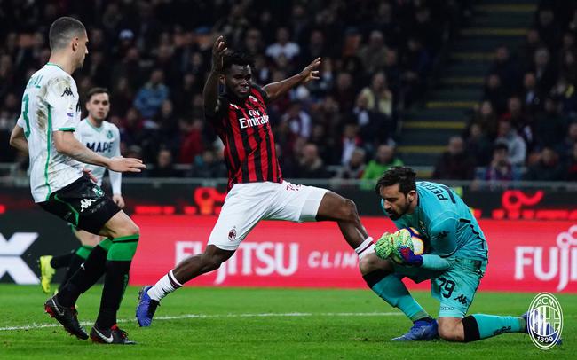  布雷斯特门将超常发挥，扑出关键点球保住胜果